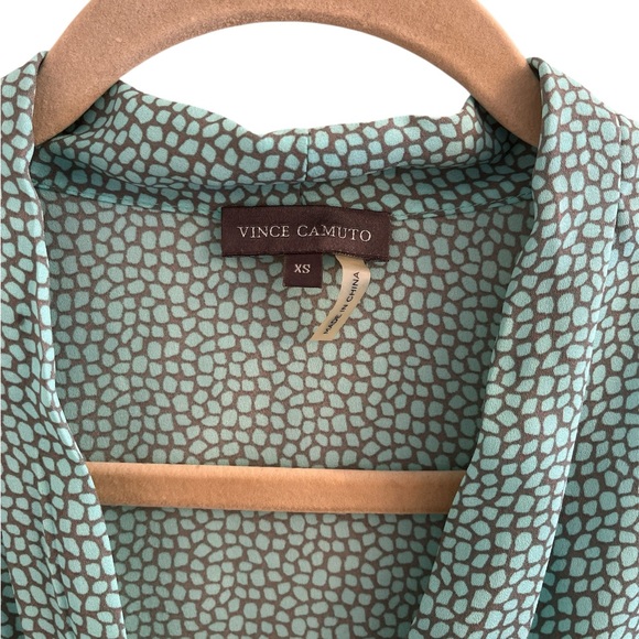 Vince Camuto NWT sleeveless top XS - Picture 5 of 6